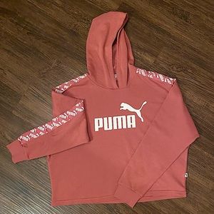 NWOT-Woman’s Puma Pink Crop Top Hoodie Size XL